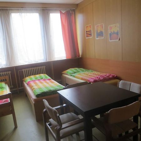 Hostel Monty Říčany Eksteriør bilde