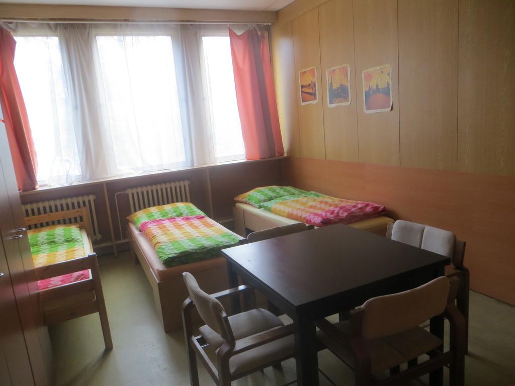 Hostel Monty Říčany Eksteriør bilde
